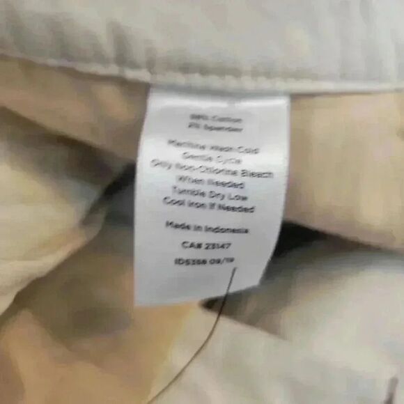 Talbots Women's Stone Ivory Cotton/Spandex Slim Leg Crop Length Sits at Waist Pe - Picture 14 of 14